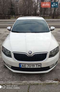 Лифтбек Skoda Octavia 2014 в 