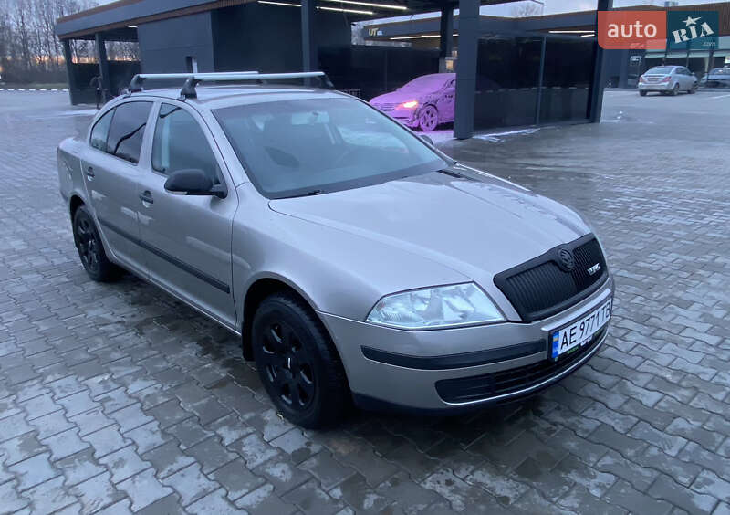 Лифтбек Skoda Octavia 2006 в Желтых Водах