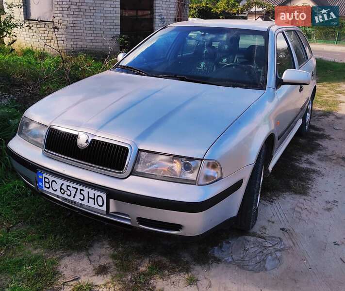 Универсал Skoda Octavia 1999 в Ходорове