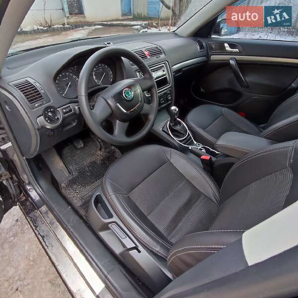 Лифтбек Skoda Octavia 2006 в Славянске фото 2 Лифтбек Skoda Octavia 2006 в Славянске