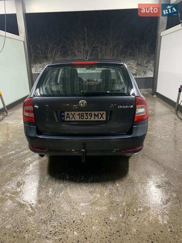 Универсал Skoda Octavia 2010 в Харькове фото 6 Универсал Skoda Octavia 2010 в Харькове