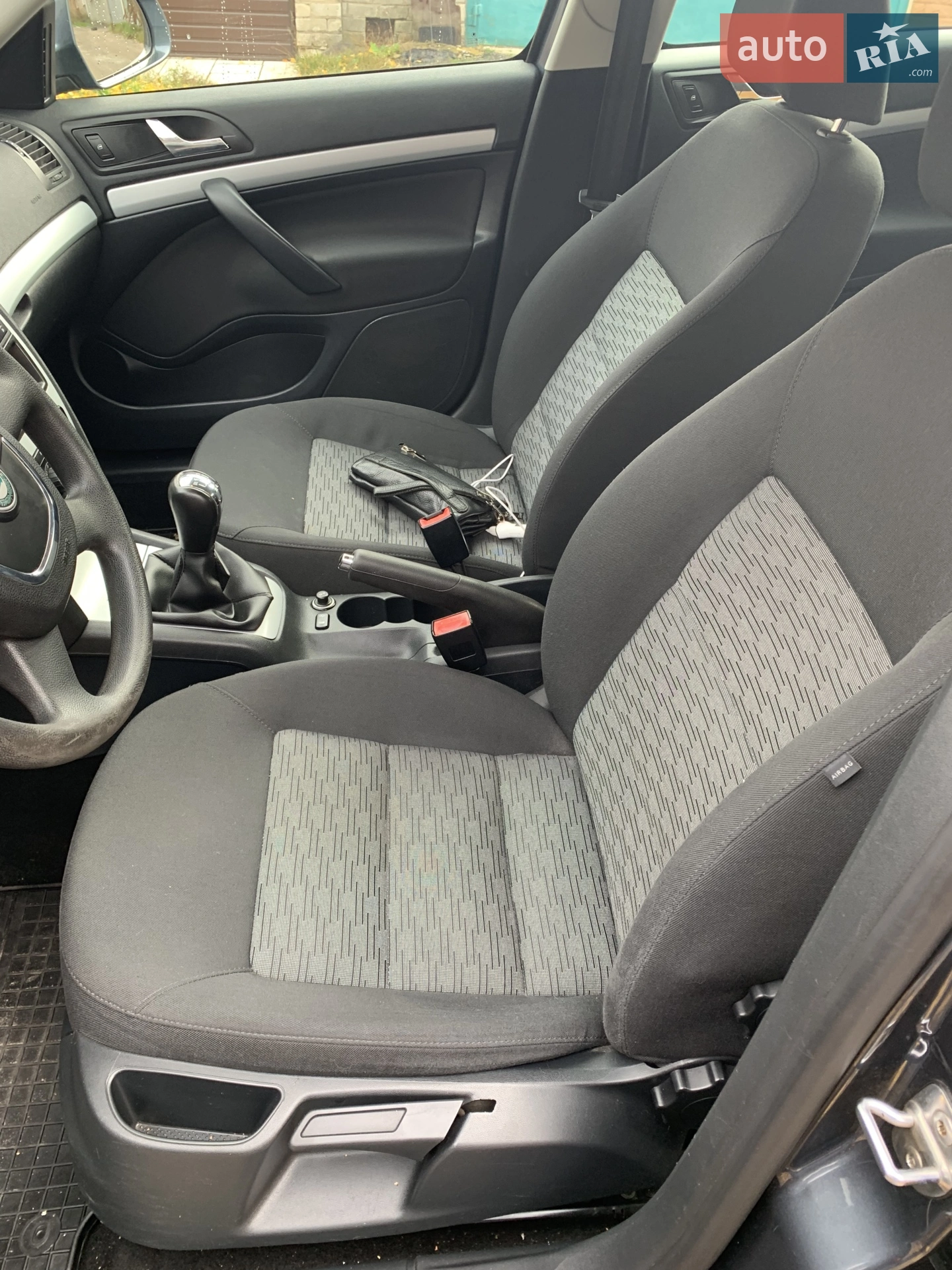 2010 Skoda Octavia - мініатюра 19