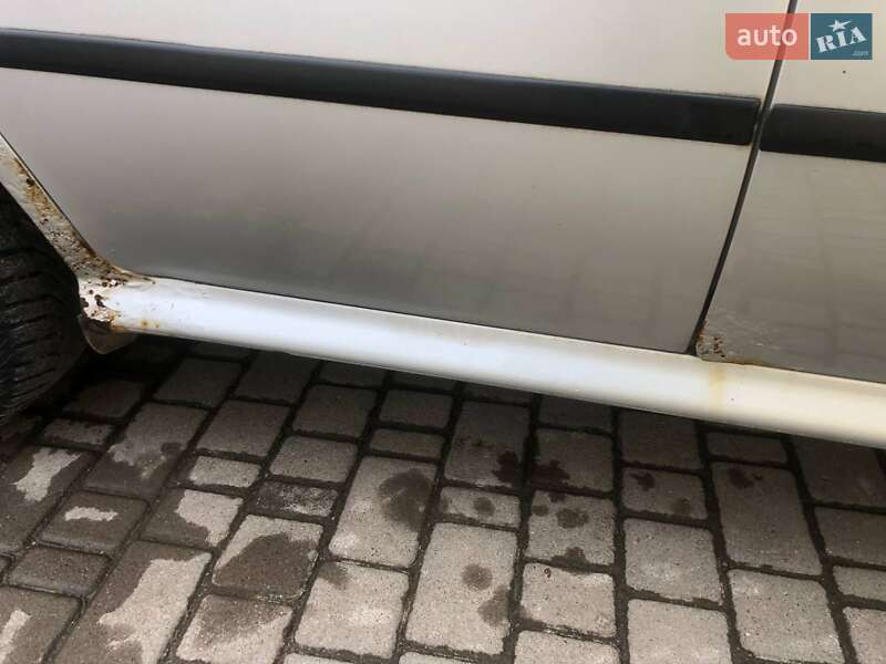 Лифтбек Skoda Octavia 2003 в Луцке