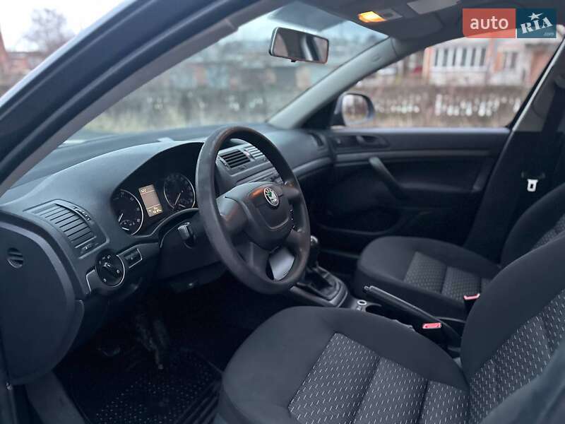 Универсал Skoda Octavia 2010 в Виннице