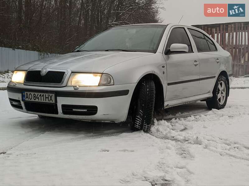 Ліфтбек Skoda Octavia 2001 в Ужгороді фото 3 Ліфтбек Skoda Octavia 2001 в Ужгороді