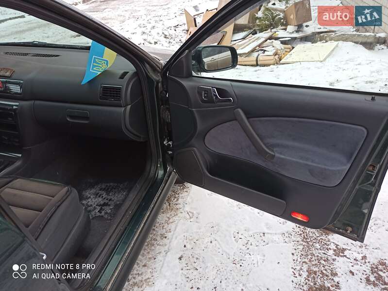 Ліфтбек Skoda Octavia 2002 в Чернігові