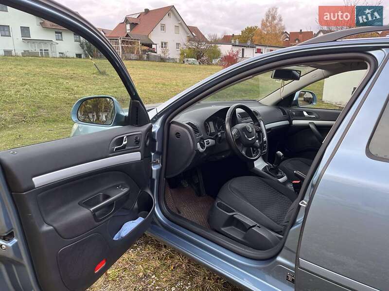 Універсал Skoda Octavia 2011 в Борщеві