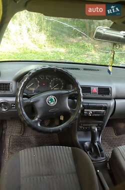 Лифтбек Skoda Octavia 2008 в 