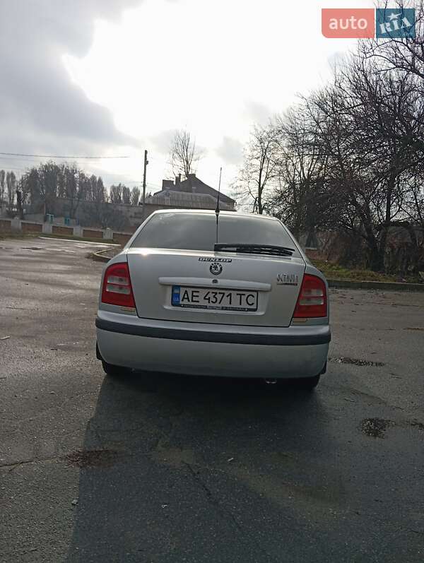 Ліфтбек Skoda Octavia 2007 в Дніпрі