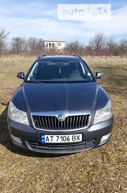 Универсал Skoda Octavia 2010 в Снятине