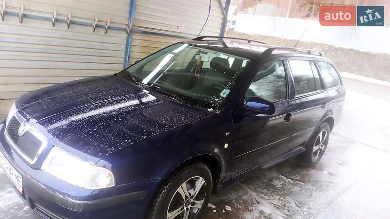 Универсал Skoda Octavia 2003 в Бориславе