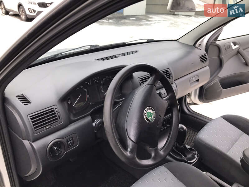 Универсал Skoda Octavia 2001 в Черкассах