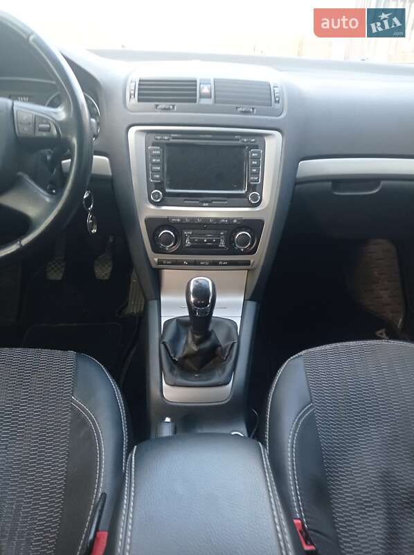 Універсал Skoda Octavia 2012 в Буську