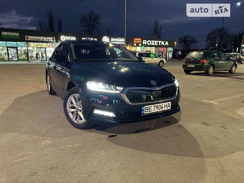 Лифтбек Skoda Octavia 2023 в 