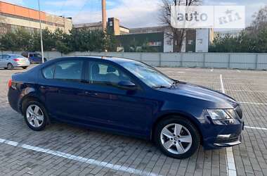 Лифтбек Skoda Octavia 2018 в Луцке