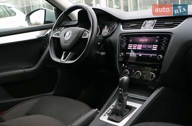 Лифтбек Skoda Octavia 2019 в Киеве