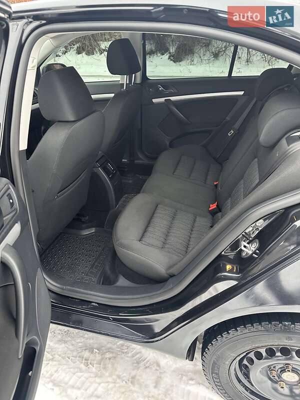 Лифтбек Skoda Octavia 2009 в Чернигове