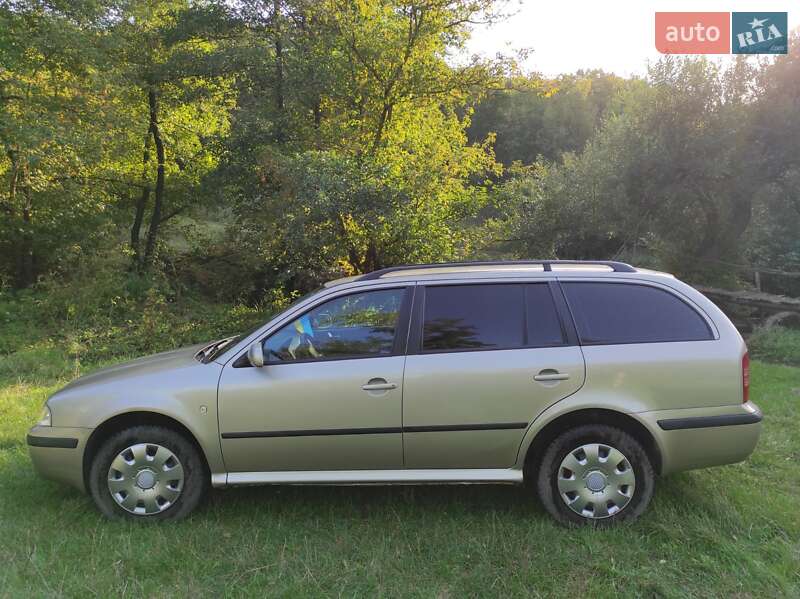 Универсал Skoda Octavia 2005 в Могилев-Подольске