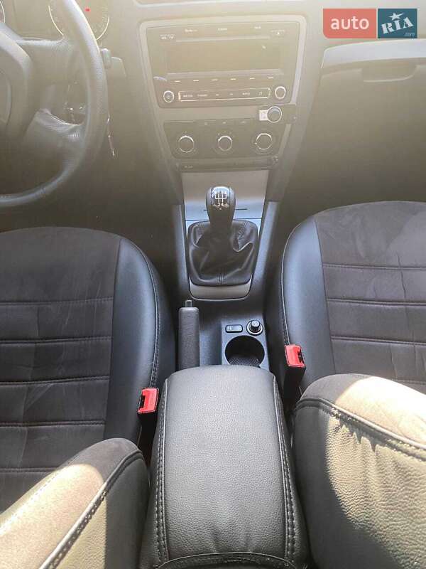 Универсал Skoda Octavia 2013 в Краматорске фото 2 Универсал Skoda Octavia 2013 в Краматорске