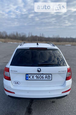 Універсал Skoda Octavia 2014 в Харкові