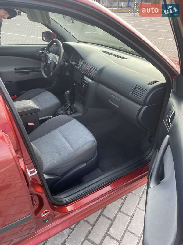 Ліфтбек Skoda Octavia 2001 в Коломиї фото 26 Ліфтбек Skoda Octavia 2001 в Коломиї