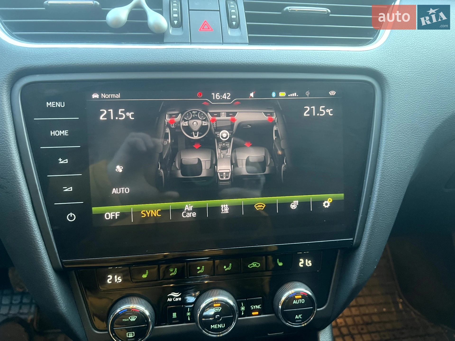 2019 Skoda Octavia - мініатюра 31