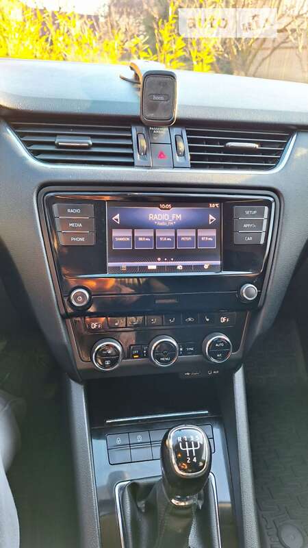 Универсал Skoda Octavia 2017 в Ужгороде