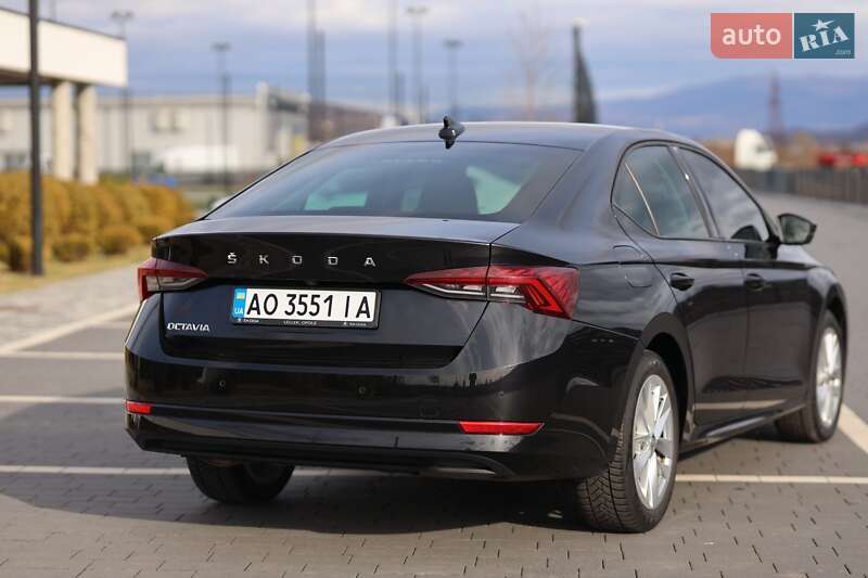 Лифтбек Skoda Octavia 2020 в Мукачево