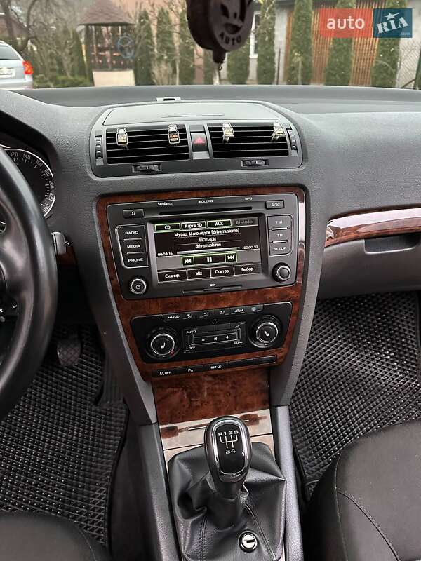 Лифтбек Skoda Octavia 2012 в Тячеве