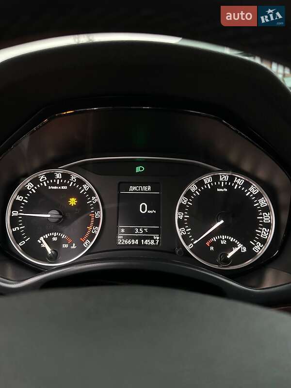 Лифтбек Skoda Octavia 2012 в Тячеве