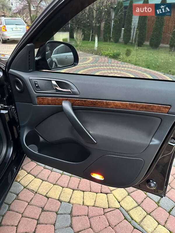 Лифтбек Skoda Octavia 2012 в Тячеве