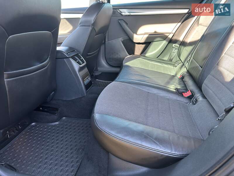 Универсал Skoda Octavia 2015 в Яворове
