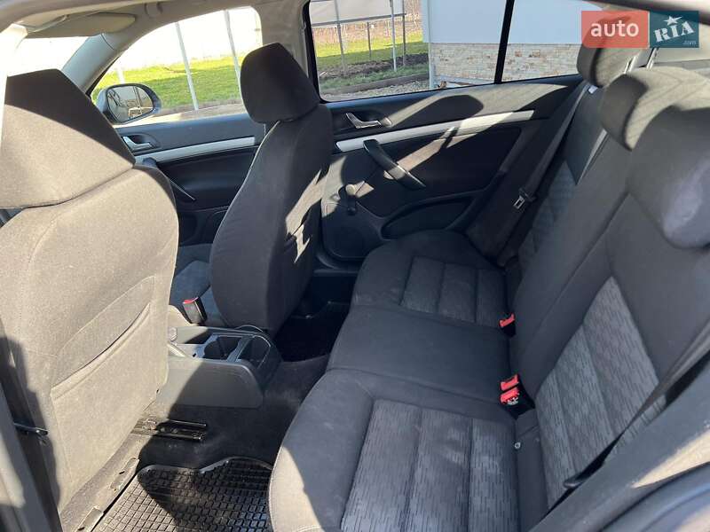 Лифтбек Skoda Octavia 2011 в Ивано-Франковске