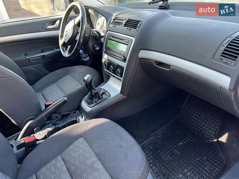 Лифтбек Skoda Octavia 2011 в Ивано-Франковске
