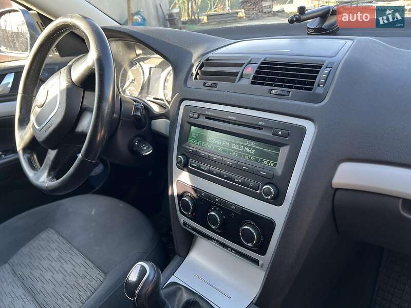 Лифтбек Skoda Octavia 2011 в Ивано-Франковске
