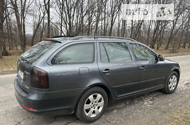 Универсал Skoda Octavia 2011 в 