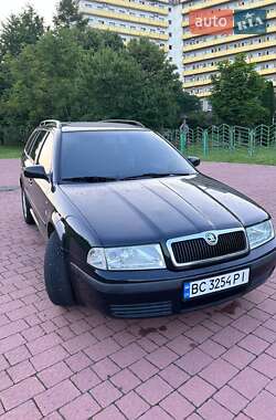 Универсал Skoda Octavia 2002 в Трускавце