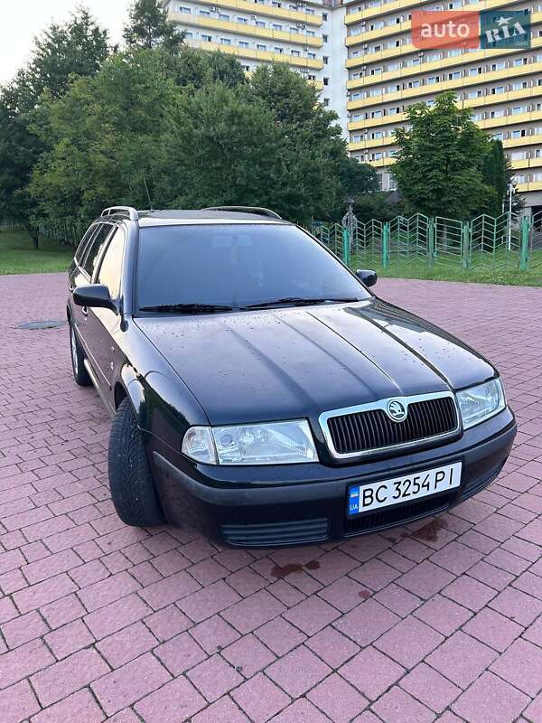 Универсал Skoda Octavia 2002 в Трускавце