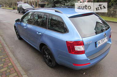 Универсал Skoda Octavia 2015 в Ровно