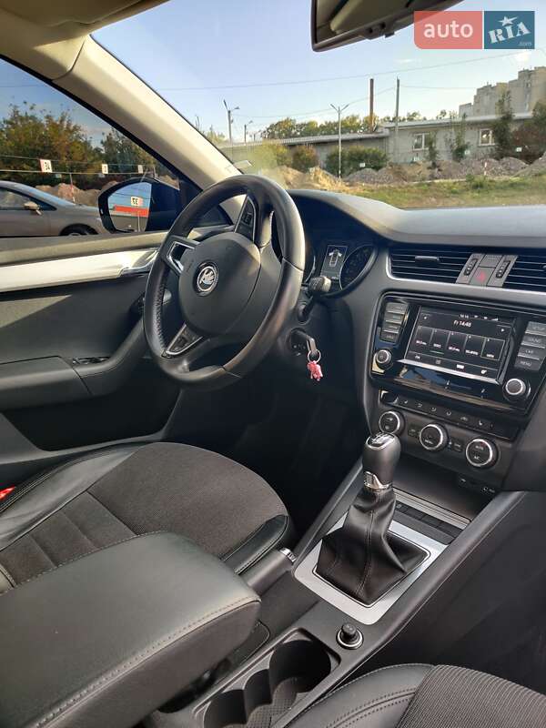 Универсал Skoda Octavia 2015 в Харькове