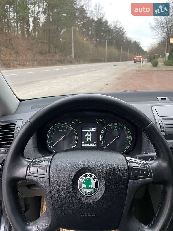 Універсал Skoda Octavia 2008 в Яворові