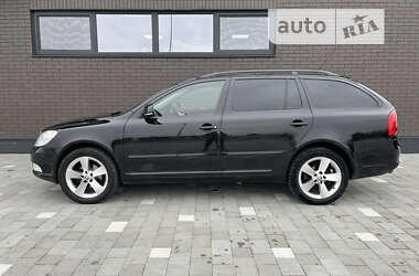 Універсал Skoda Octavia 2010 в Рокитному