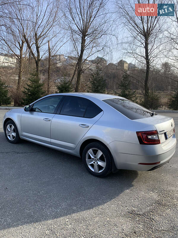 Лифтбек Skoda Octavia 2017 в Киеве