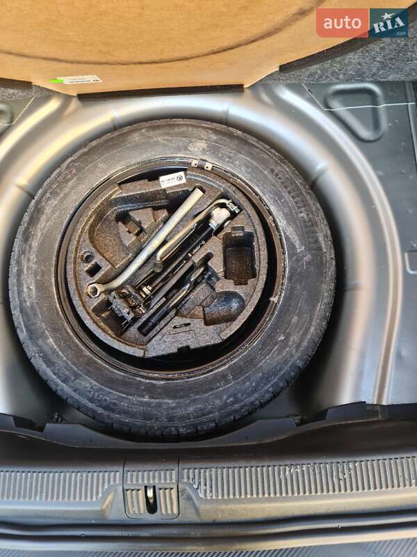 Універсал Skoda Octavia 2012 в Острозі