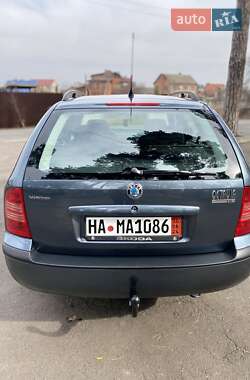 Универсал Skoda Octavia 2003 в Виннице