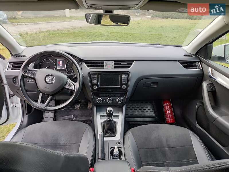 Универсал Skoda Octavia 2016 в Каменец-Подольском