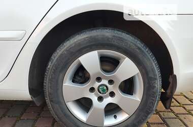 Универсал Skoda Octavia 2010 в 