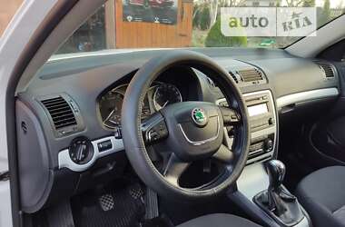Универсал Skoda Octavia 2010 в 