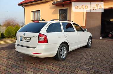 Универсал Skoda Octavia 2010 в 