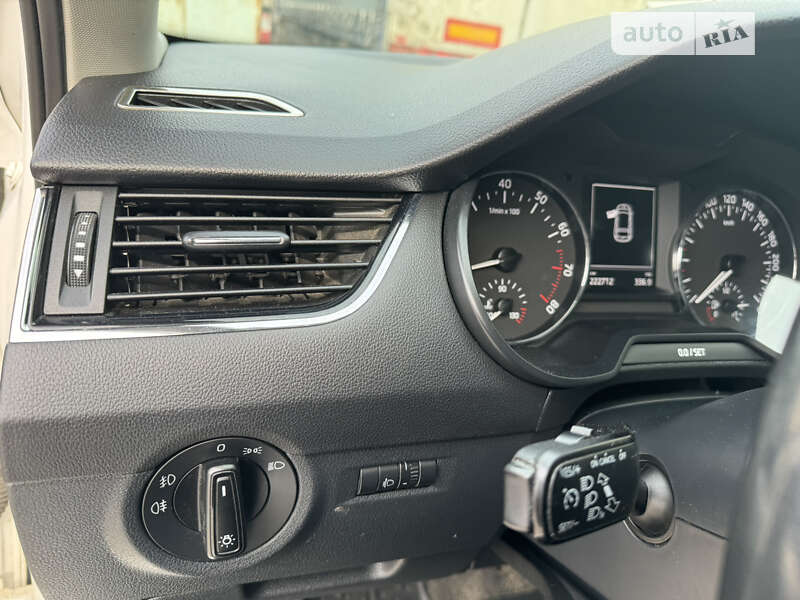 Универсал Skoda Octavia 2014 в Днепре